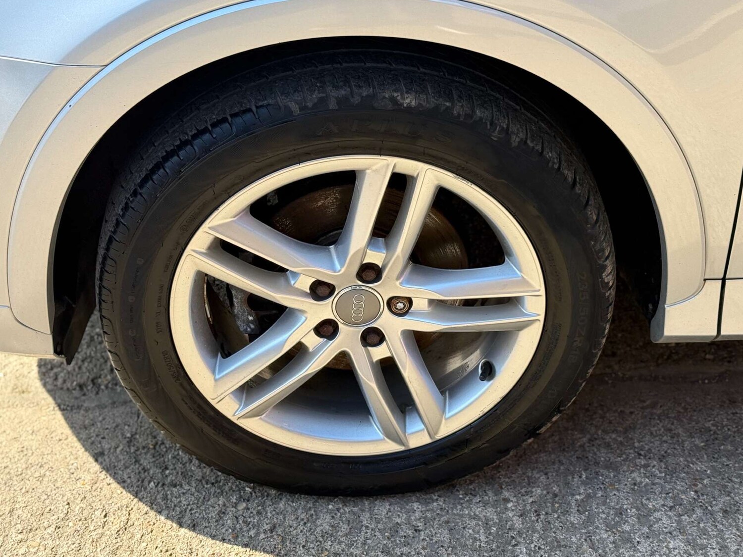 Used Audi Q3 2013 for sale - 76670482: Photo 25