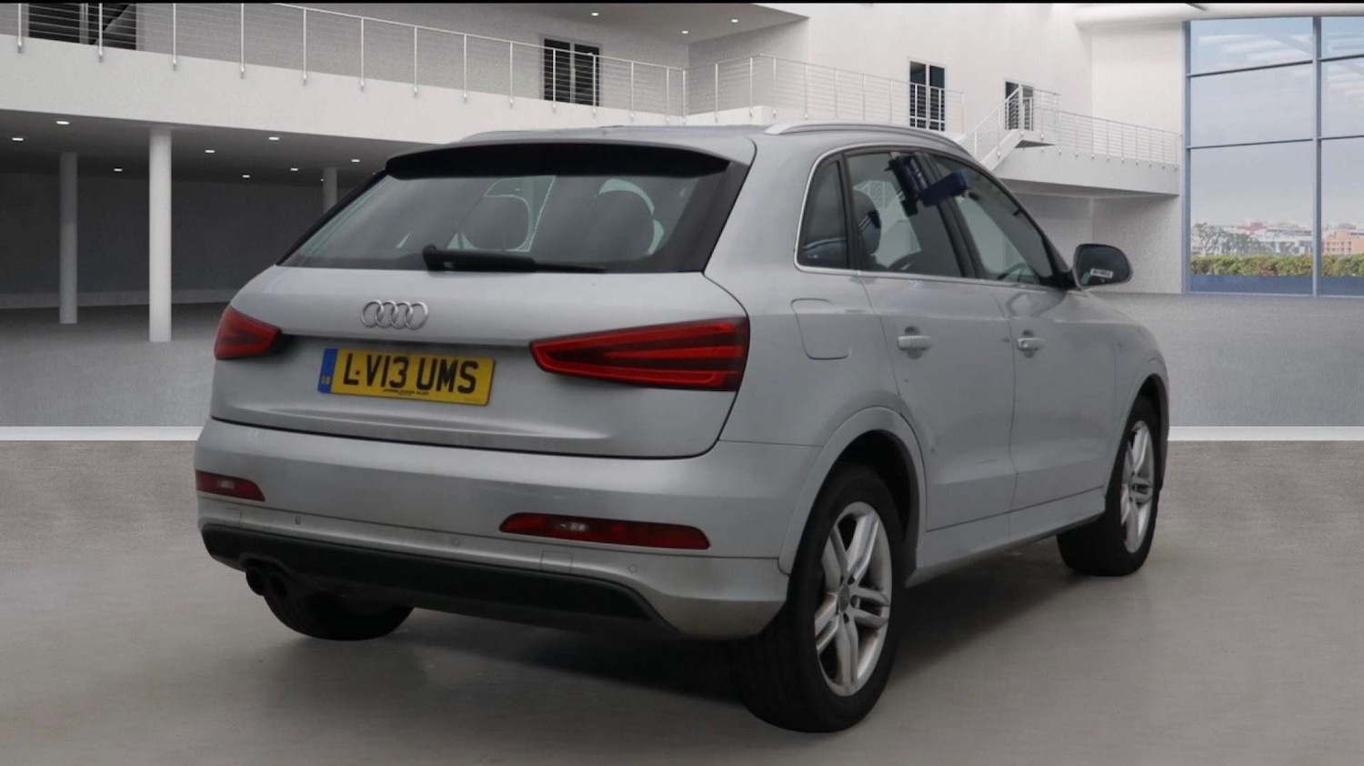 Used Audi Q3 2013 for sale - 76670482: Photo 3