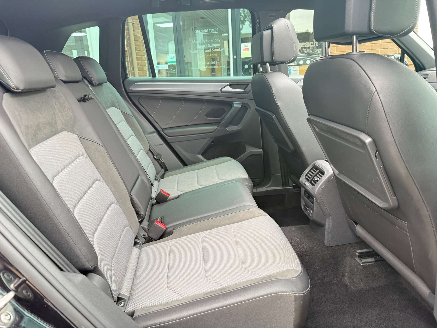 Used Volkswagen Tiguan 2019 for sale - 77173423: Photo 8