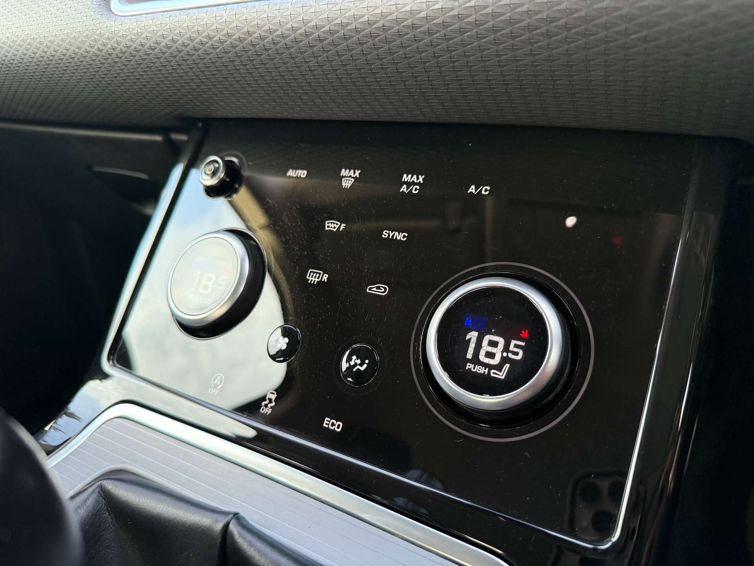 Used Land Rover Range Rover Evoque 2019 for sale - 76762547: Photo 14