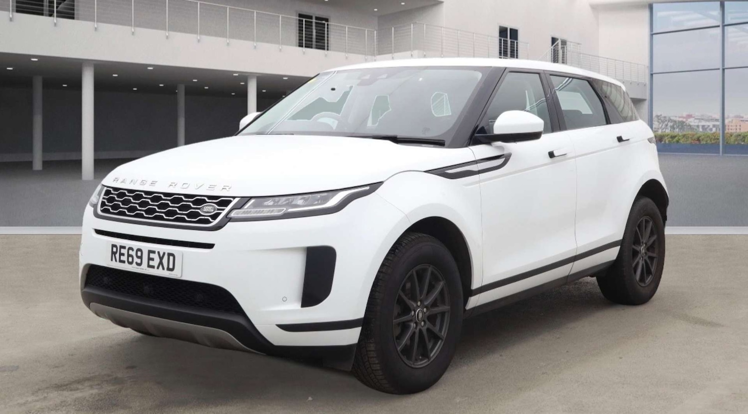 Used Land Rover Range Rover Evoque 2019 for sale - 76762547: Photo 2