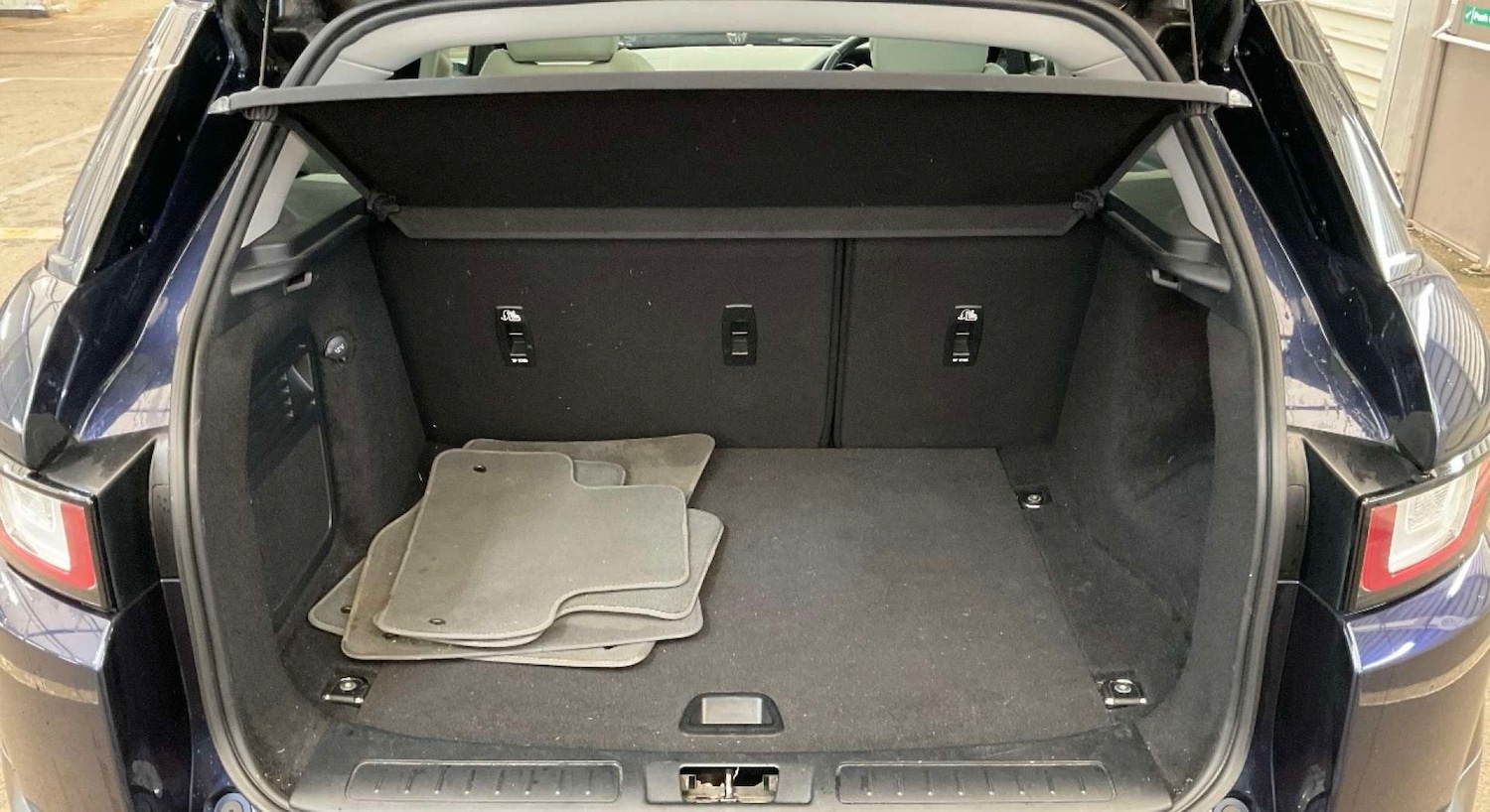 Used Land Rover Range Rover Evoque 2018 for sale - 77953363: Photo 11