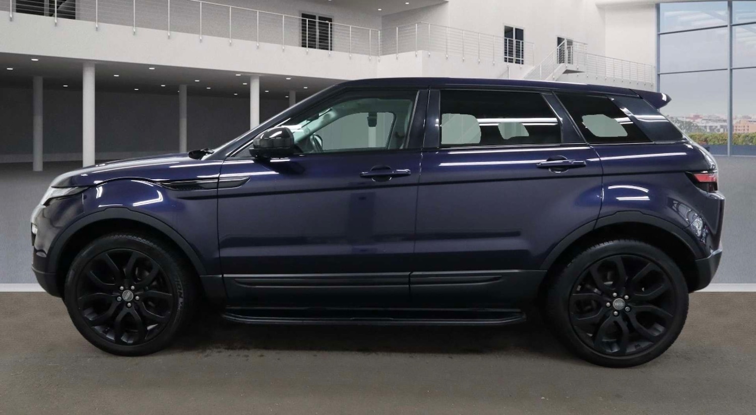 Used Land Rover Range Rover Evoque 2018 for sale - 77953363: Photo 6