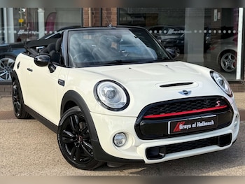 Used MINI Convertible 2016 for sale - 75704266: Photo