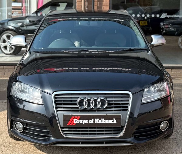 Used Audi A3 2010 for sale - 75714244: Photo 2