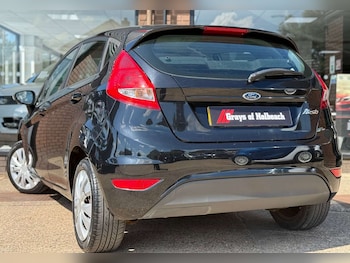 Used Ford Fiesta 2010 for sale - 78943980: Photo