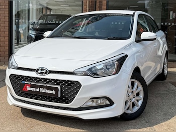 Used Hyundai i20 2017 for sale - 76277969: Photo 4
