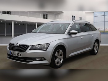 Used Skoda Superb 2016 for sale - 76519236: Photo