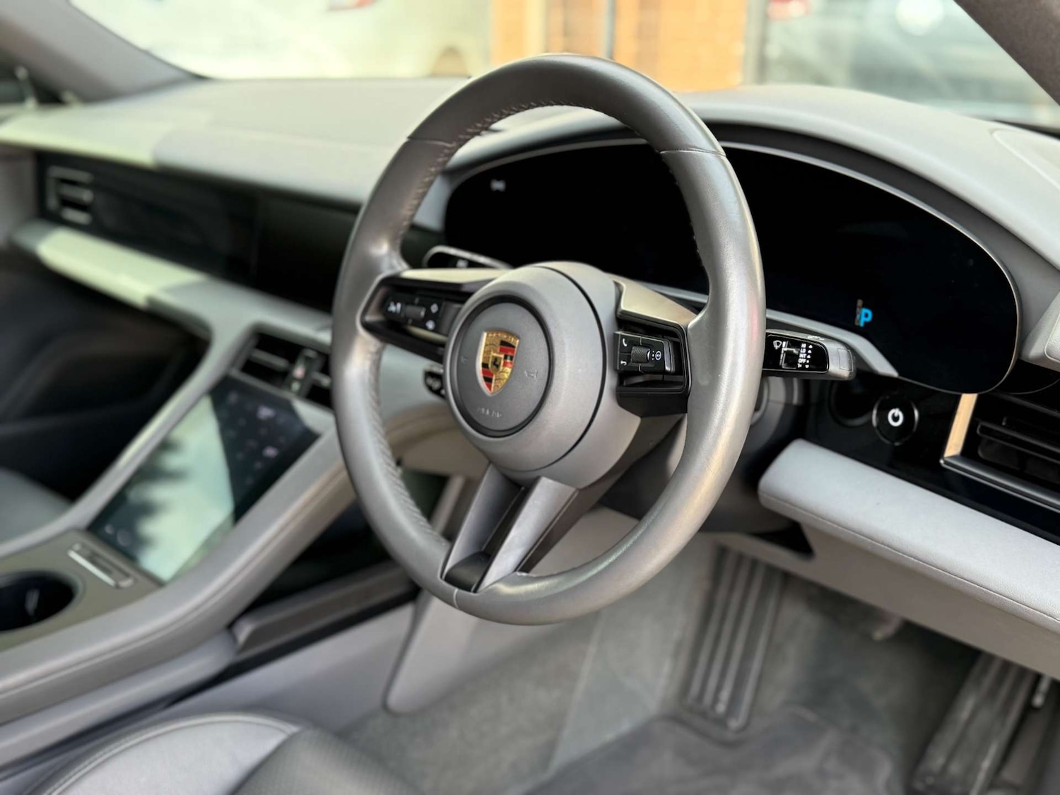 Used Porsche Taycan 2022 for sale - 76077982: Photo 12