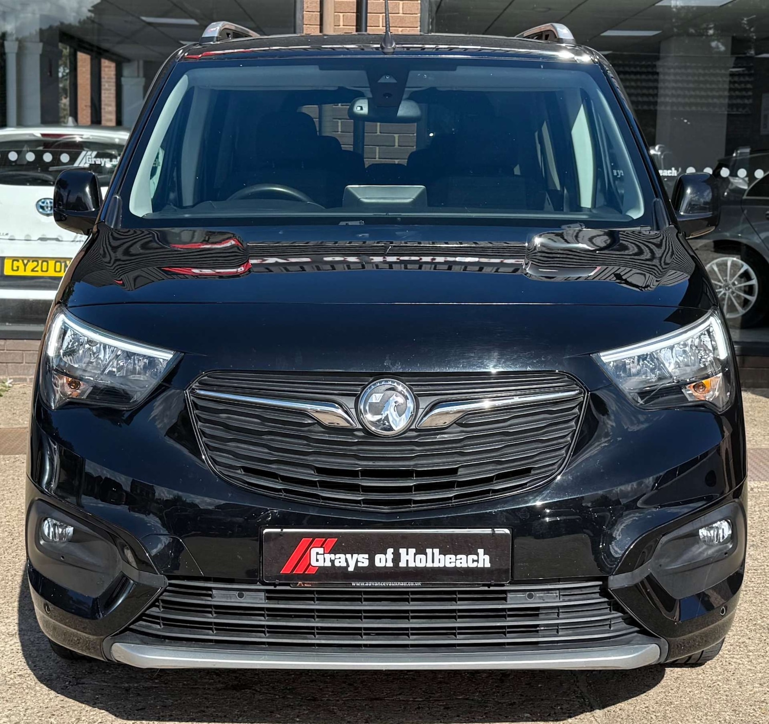 Used Vauxhall Combo Life 2020 for sale - 76077965: Photo 2