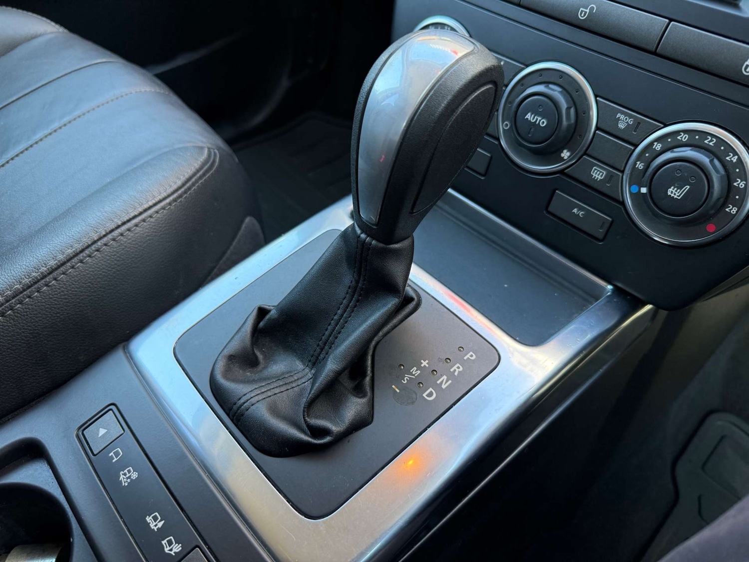 Used Land Rover Freelander 2012 for sale - 77656585: Photo 15