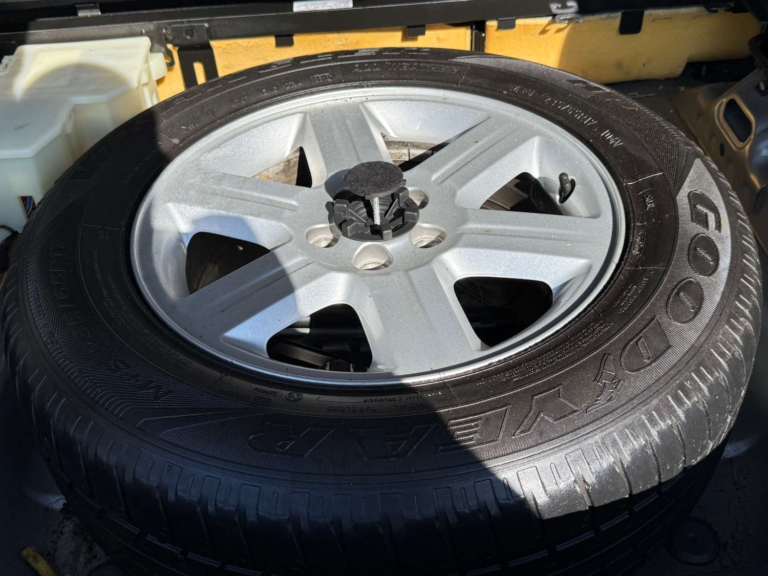 Used Land Rover Freelander 2012 for sale - 77656585: Photo 21