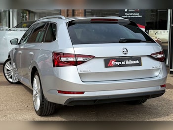 Used Skoda Superb 2016 for sale - 79477831: Photo