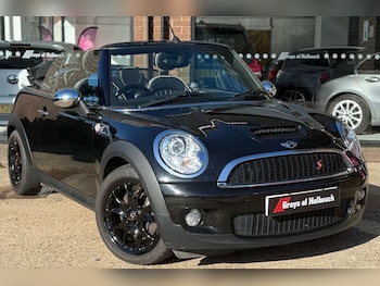 Used MINI Convertible 2010 for sale - 76171659: Photo 2