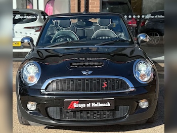 Used MINI Convertible 2010 for sale - 76171659: Photo 3