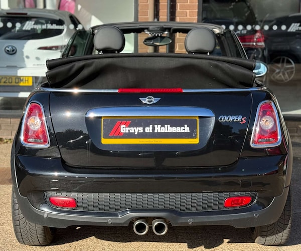 Used MINI Convertible 2010 for sale - 76171659: Photo 5