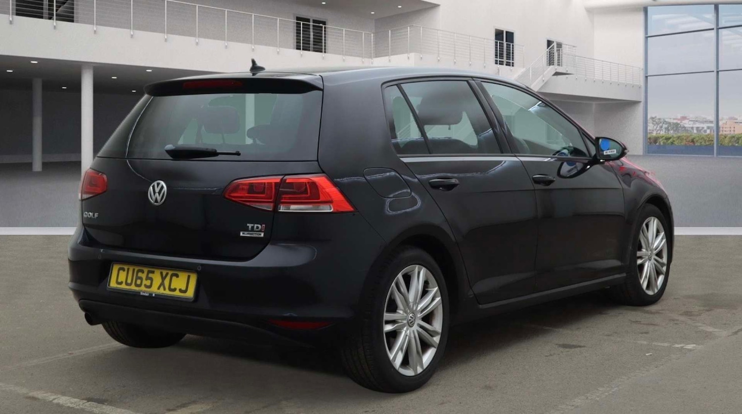 Used Volkswagen Golf 2015 for sale - 77968990: Photo 5