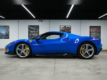 Used Ferrari 296 GTB 2022 for sale - 79455052: Photo