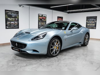Used Ferrari California 2011 for sale - 79331052: Photo