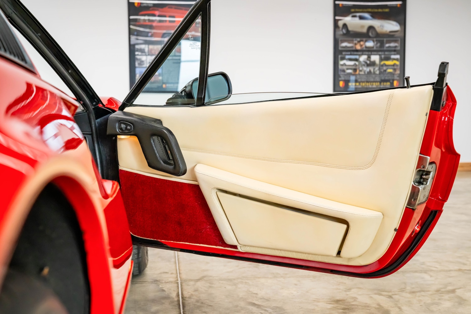 Used Ferrari 328 for sale - 77976124: Photo 44