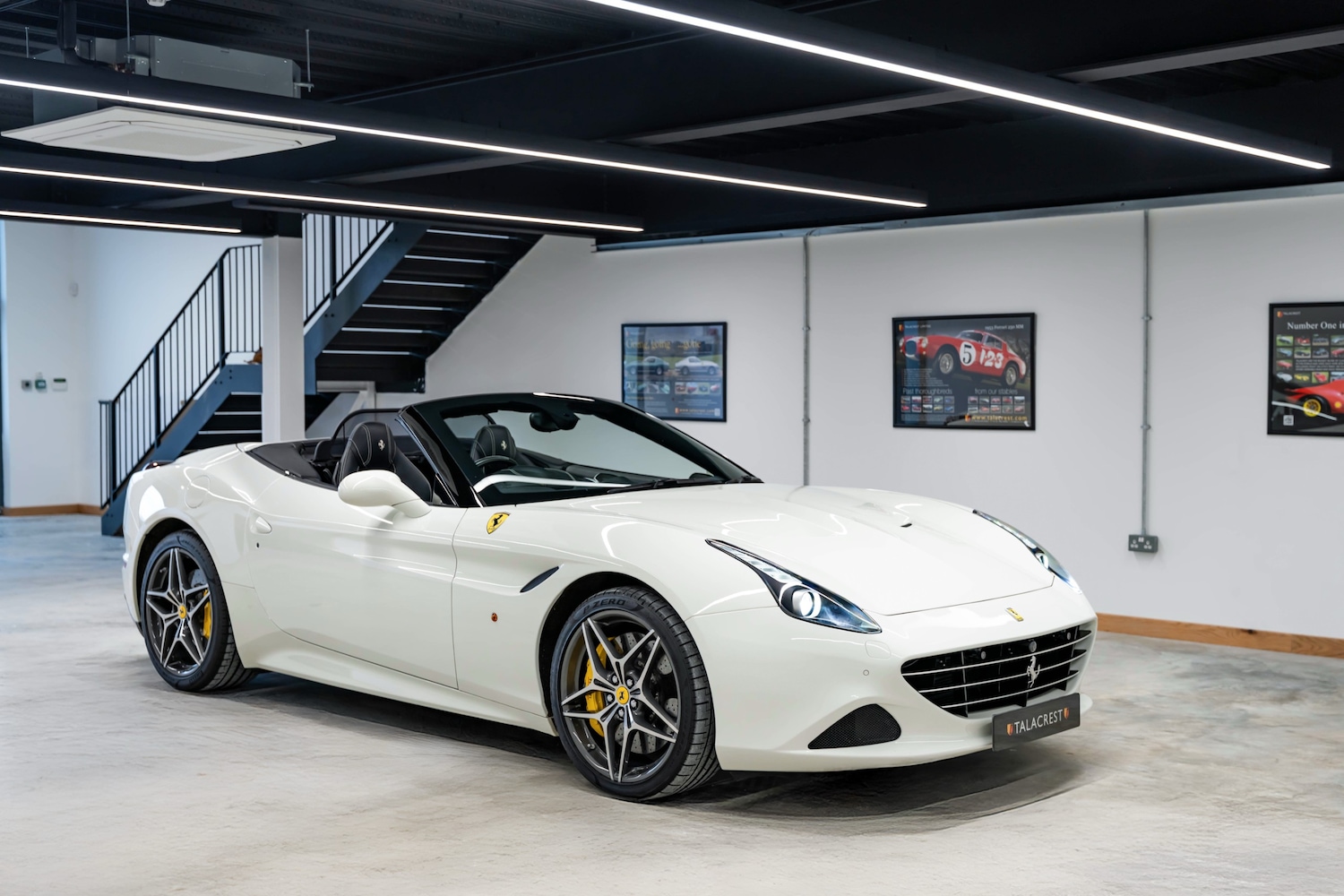 Used Ferrari California 2015 for sale - 77932935: Photo 3
