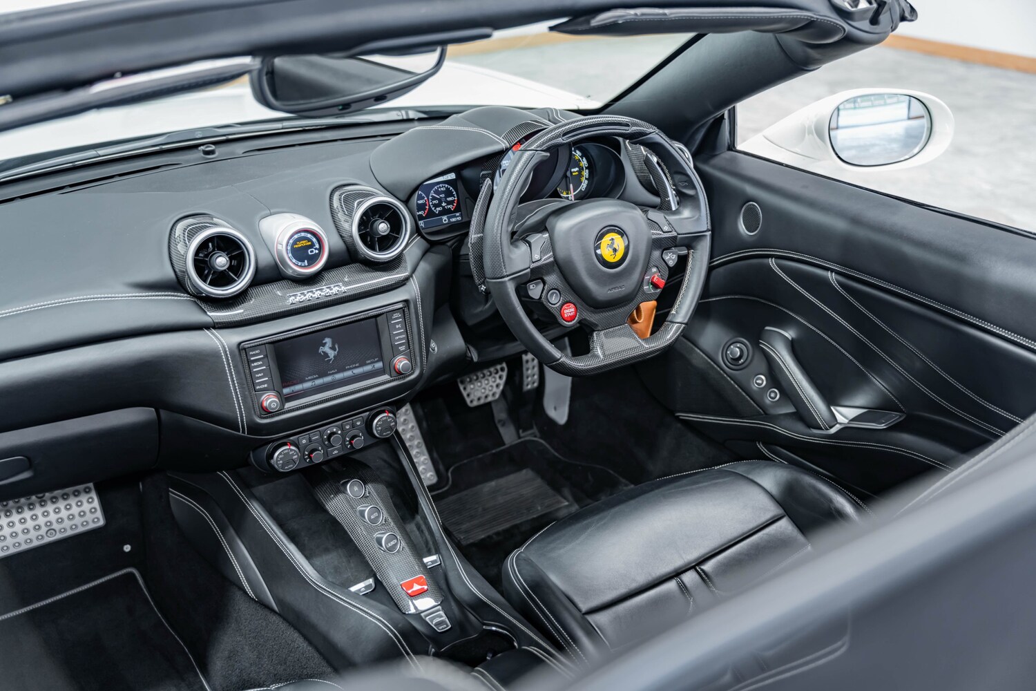 Used Ferrari California 2015 for sale - 77932935: Photo 39
