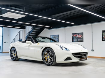 Used Ferrari California 2015 for sale - 77932935: Photo