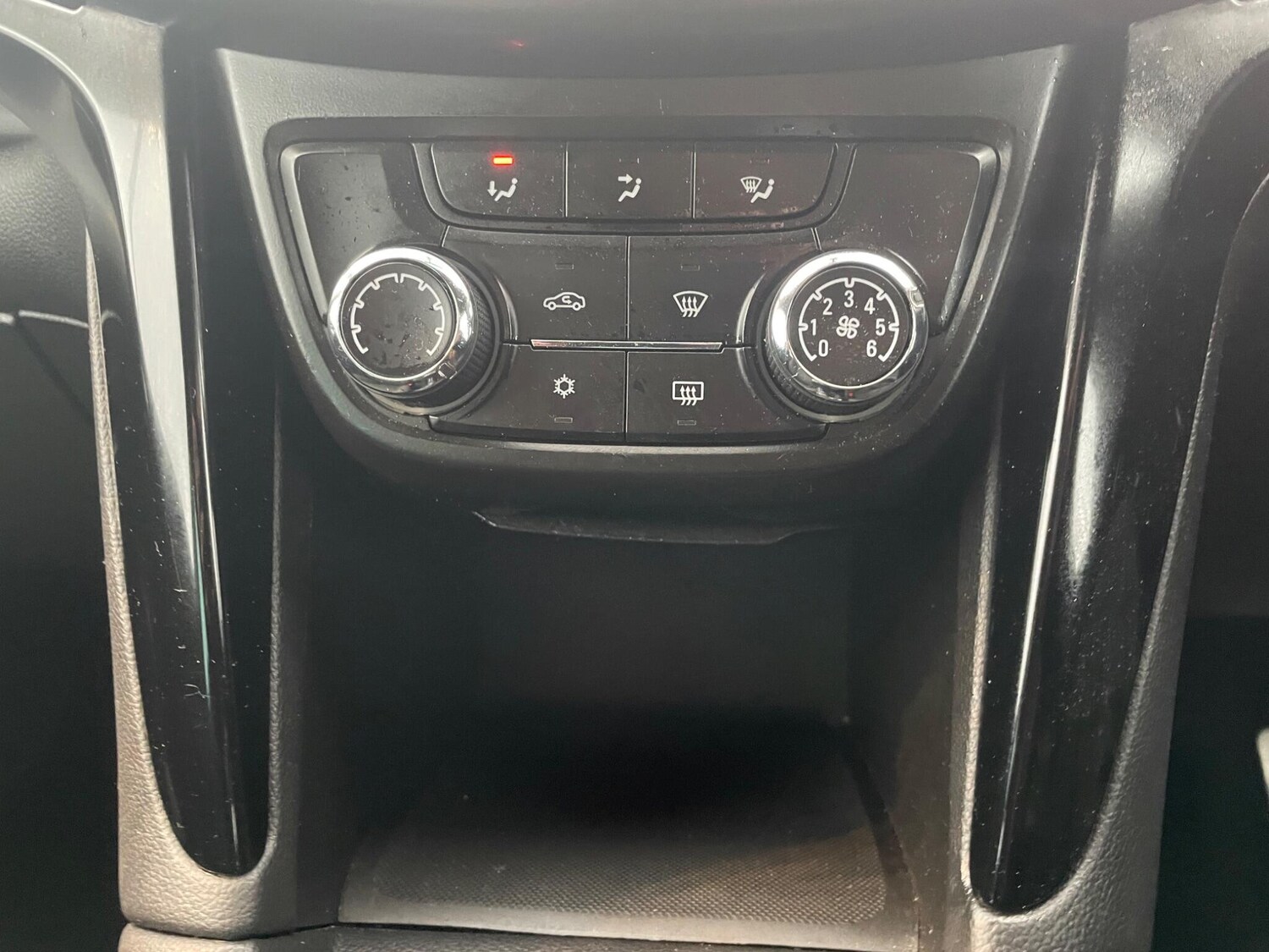 Used Vauxhall Zafira Tourer for sale - 77496921: Photo 29