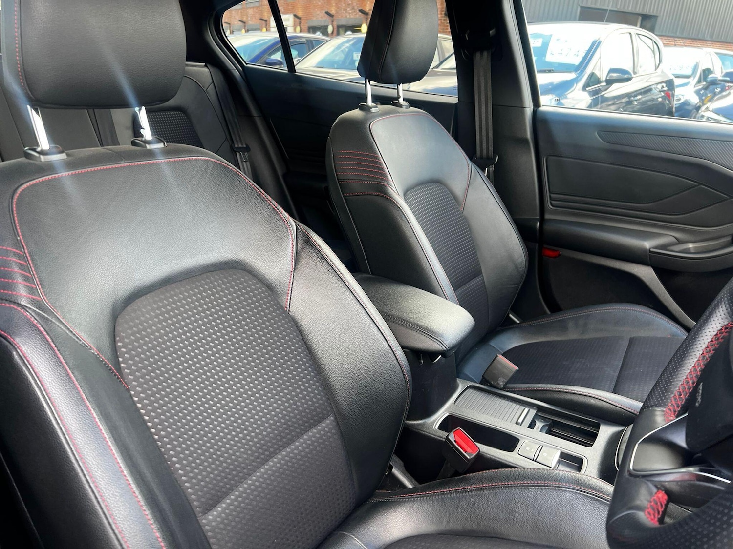 Used Ford Focus 2019 for sale - 76486743: Photo 14