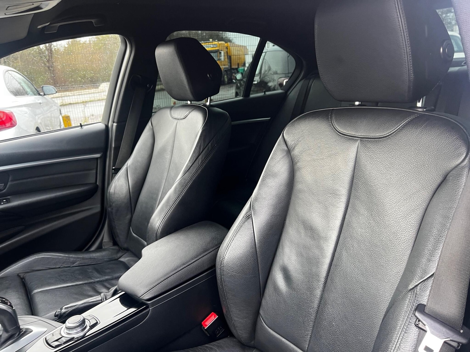 Used BMW 3 Series 2017 for sale - 77550504: Photo 33