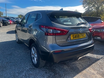 Used Nissan Qashqai 2018 for sale - 76486747: Photo