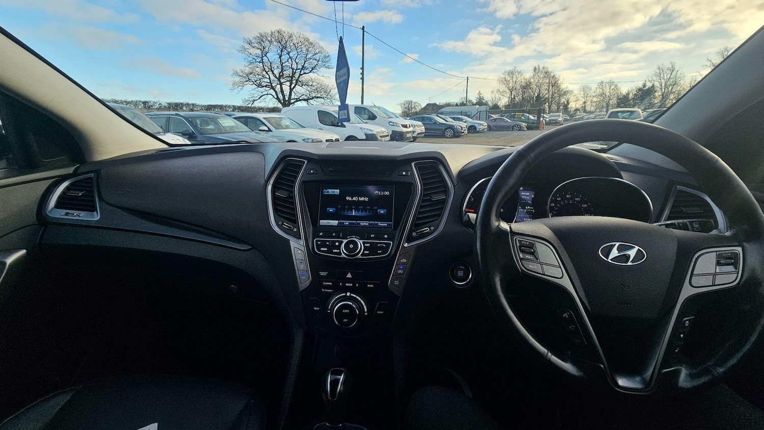 Used Hyundai Santa Fe 2015 for sale - 77049854: Photo 31