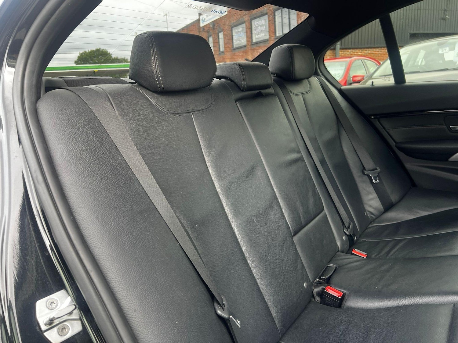 Used BMW 3 Series 2015 for sale - 76486778: Photo 12