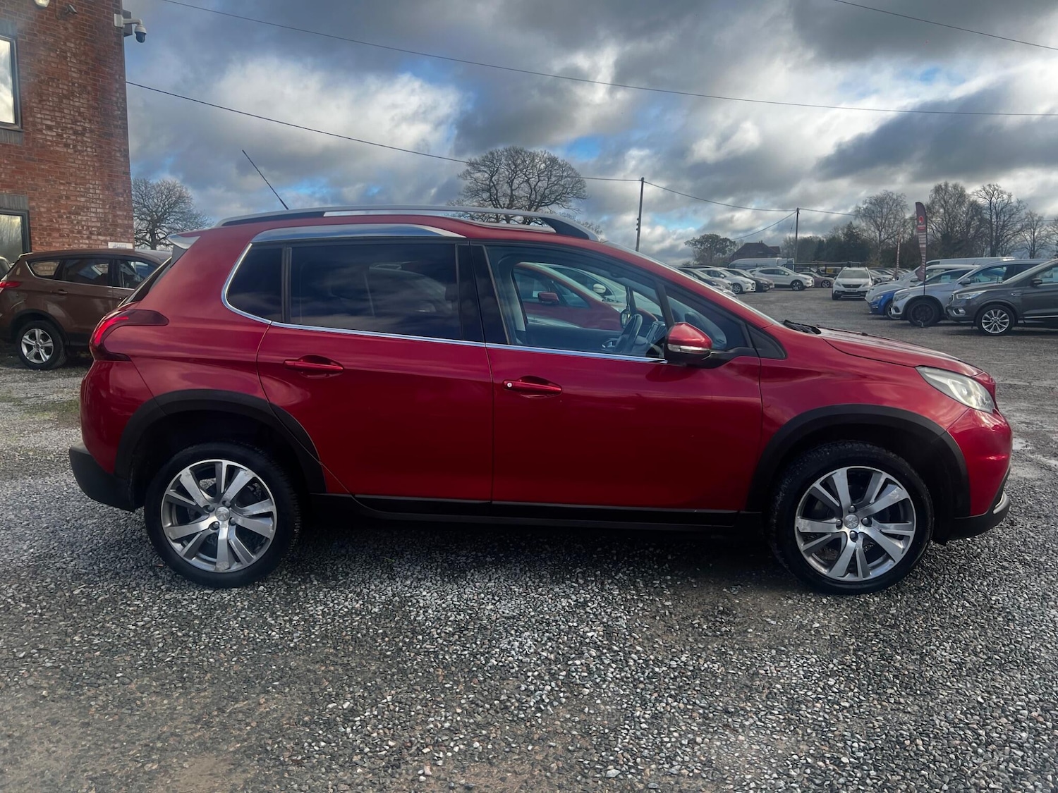 Used Peugeot 2008 2017 for sale - 76633571: Photo 10