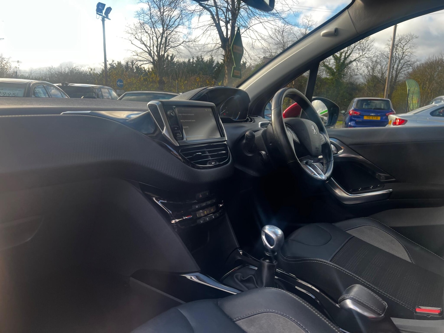 Used Peugeot 2008 2017 for sale - 76633571: Photo 14