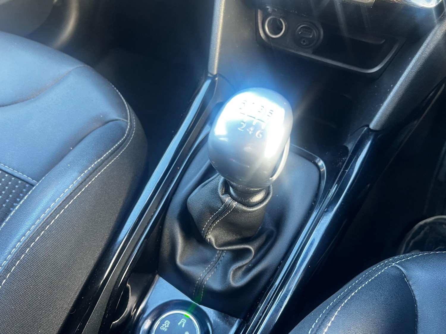 Used Peugeot 2008 2017 for sale - 76633571: Photo 15