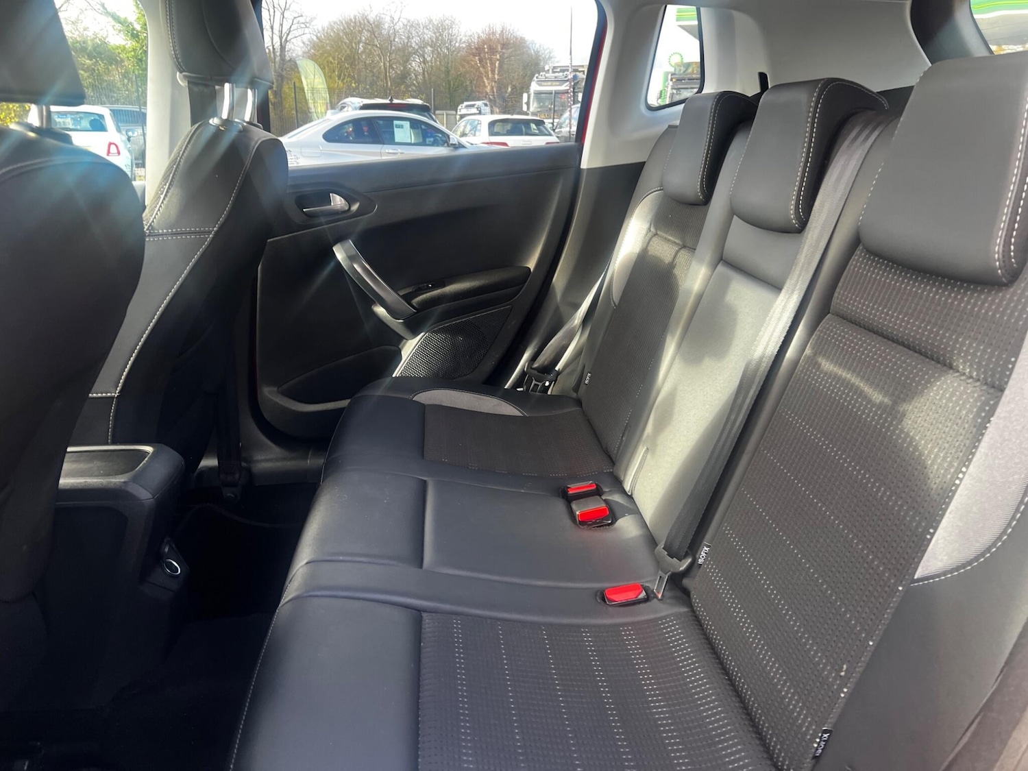 Used Peugeot 2008 2017 for sale - 76633571: Photo 20