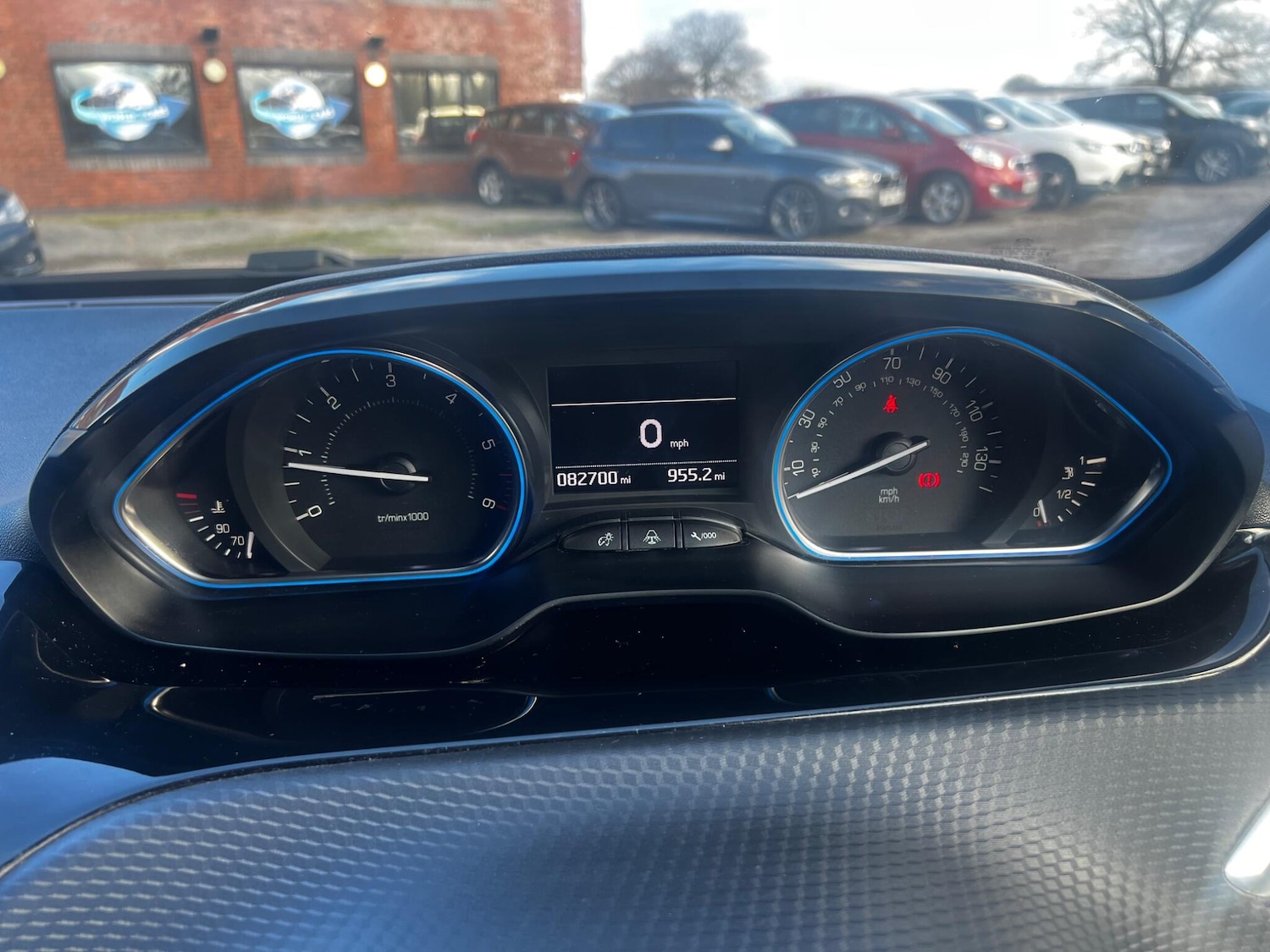 Used Peugeot 2008 2017 for sale - 76633571: Photo 27