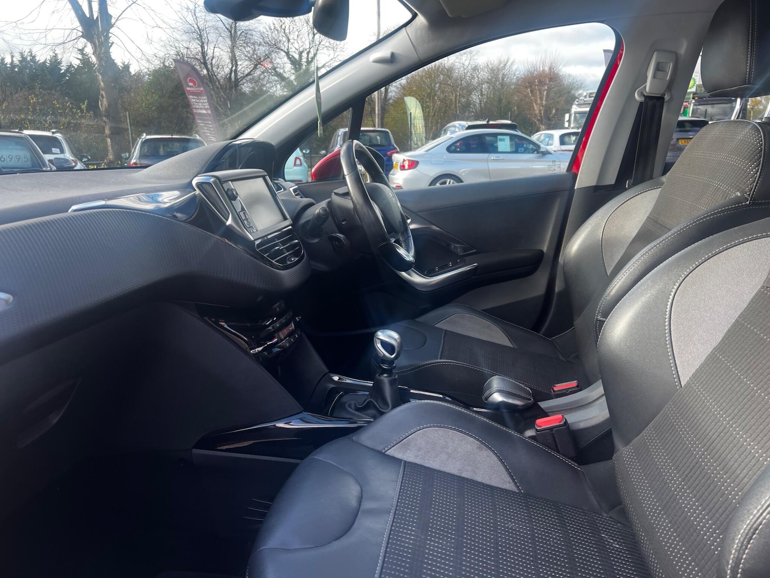 Used Peugeot 2008 2017 for sale - 76633571: Photo 30