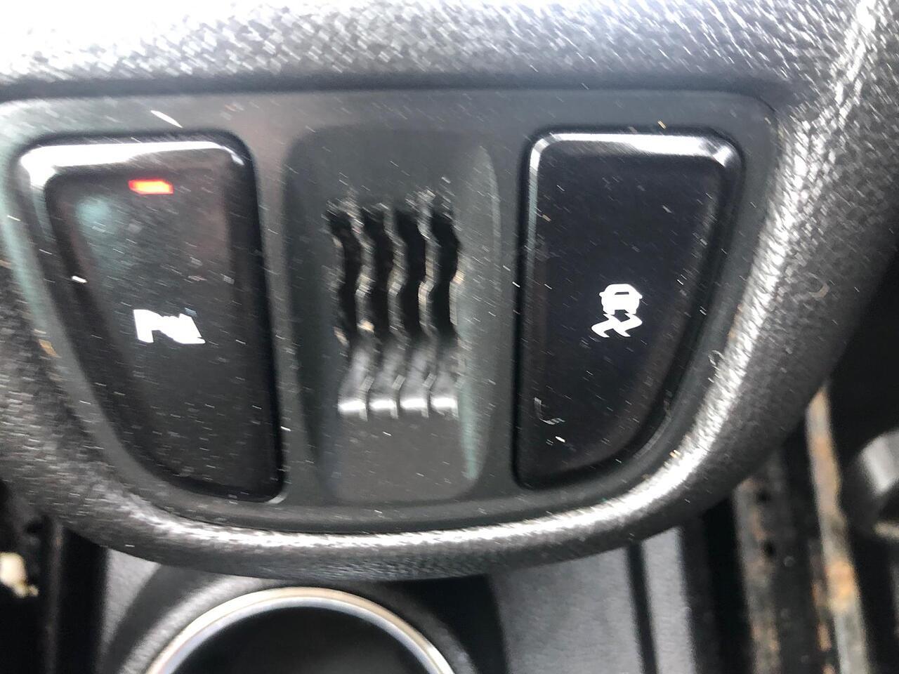 Used Vauxhall Zafira Tourer 2014 for sale - 77202583: Photo 24