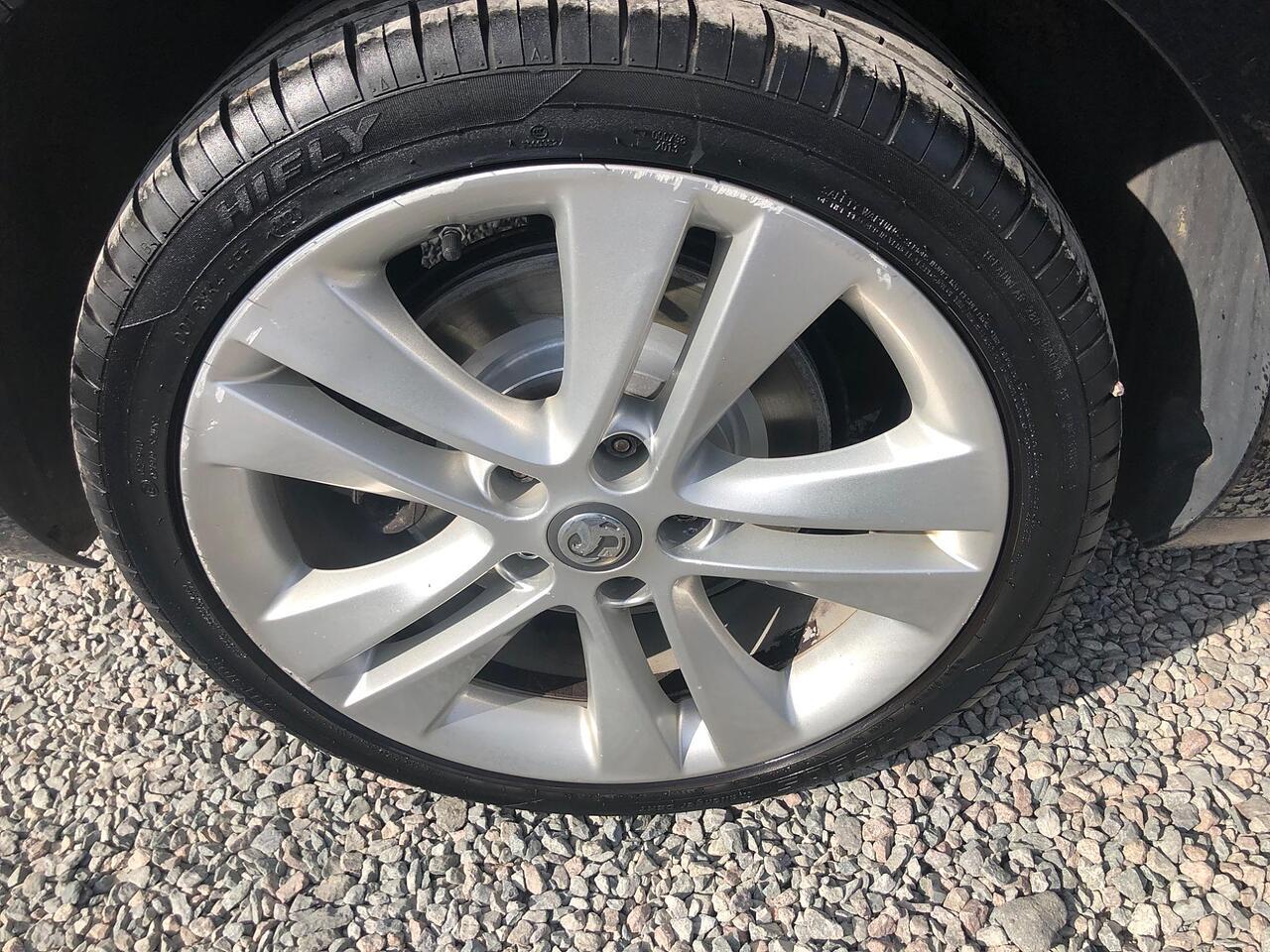 Used Vauxhall Zafira Tourer 2014 for sale - 77202583: Photo 38