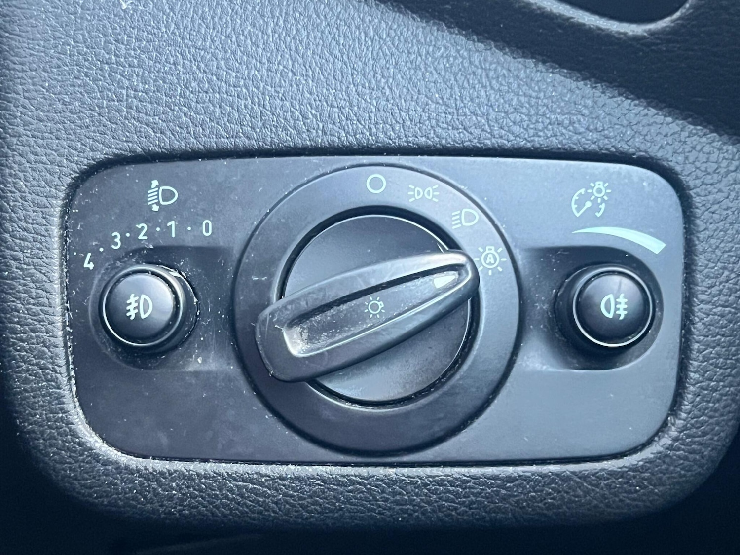 Used Ford Kuga 2018 for sale - 77091383: Photo 24