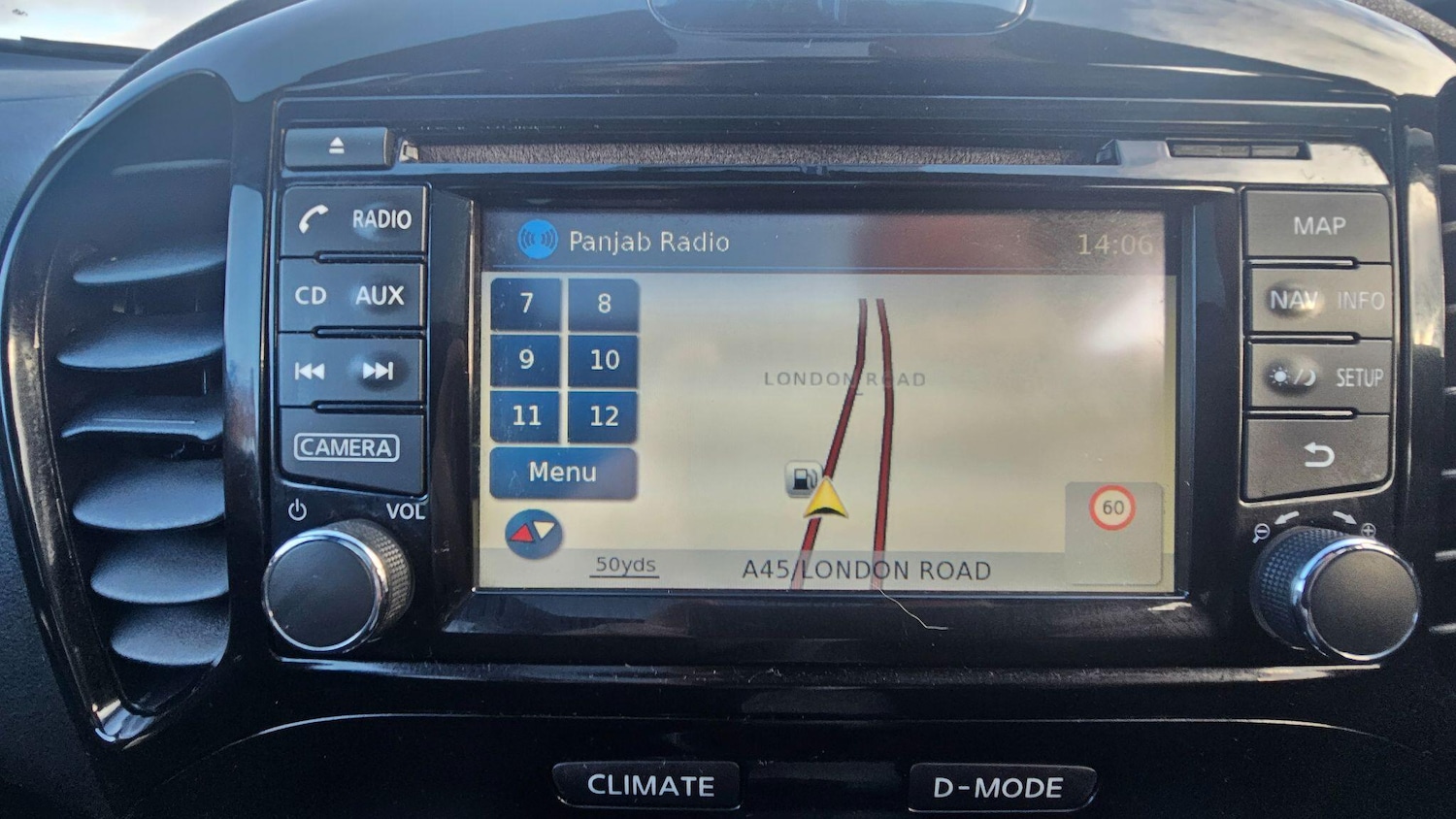 Used Nissan Juke 2015 for sale - 76645975: Photo 28