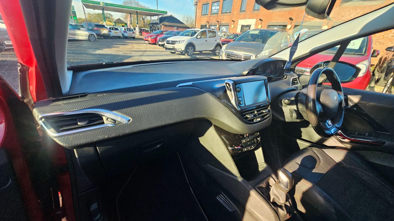 Used Peugeot 208 for sale - 76658355: Photo 22