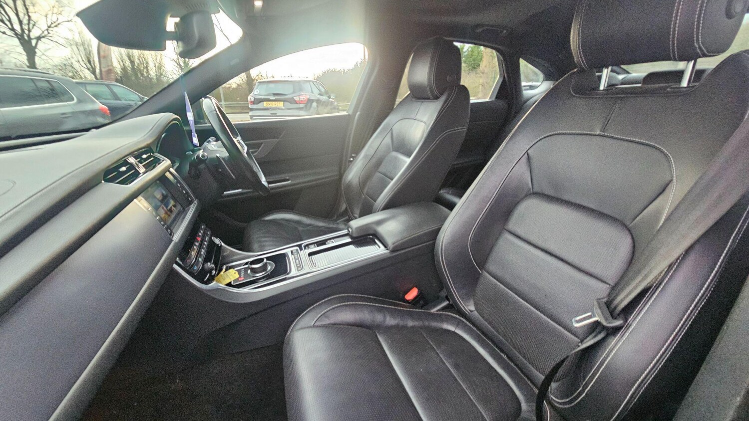 Used Jaguar XF 2017 for sale - 77496455: Photo 16