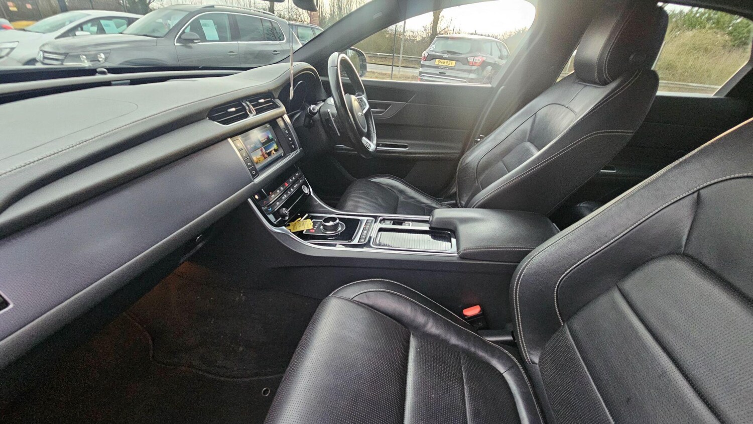 Used Jaguar XF 2017 for sale - 77496455: Photo 17