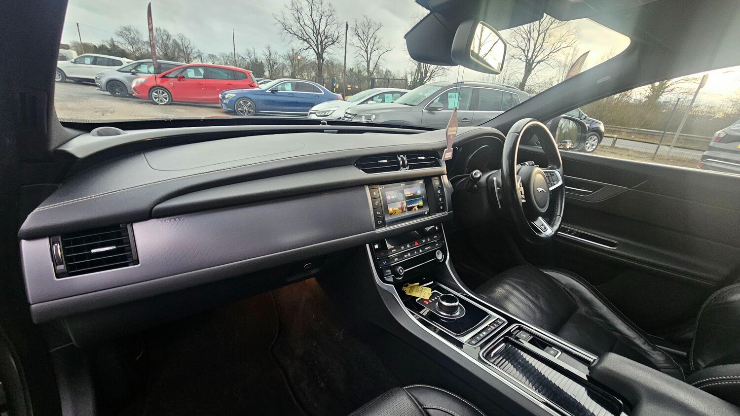 Used Jaguar XF 2017 for sale - 77496455: Photo 18