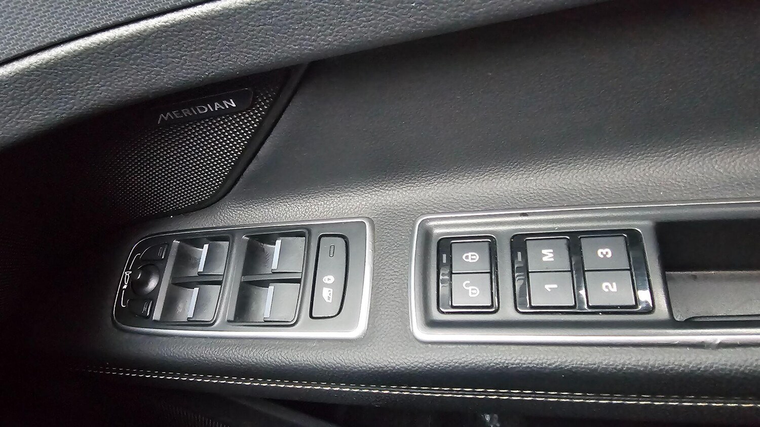 Used Jaguar XF 2017 for sale - 77496455: Photo 26