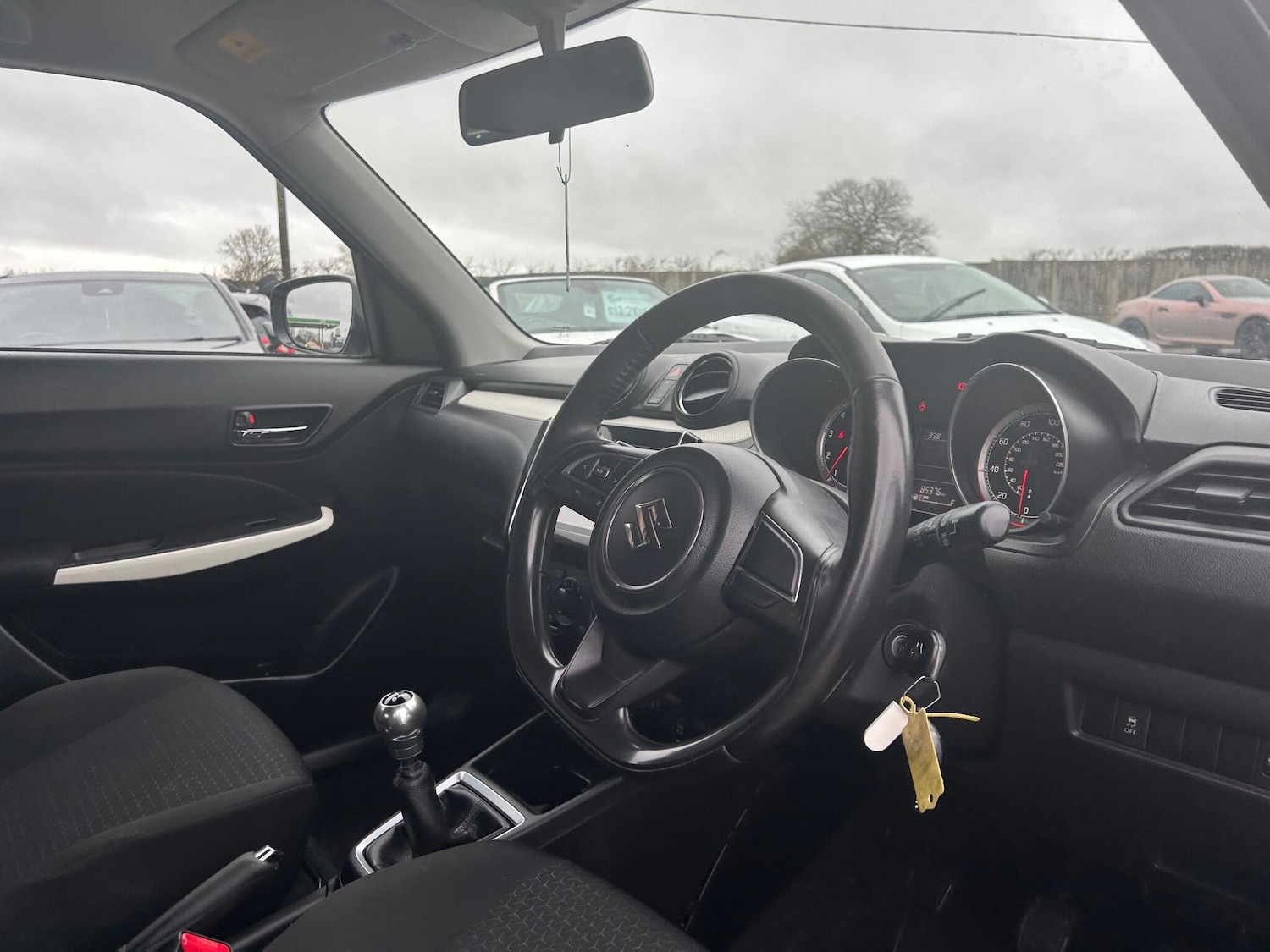 Used Suzuki Swift 2018 for sale - 77549908: Photo 13