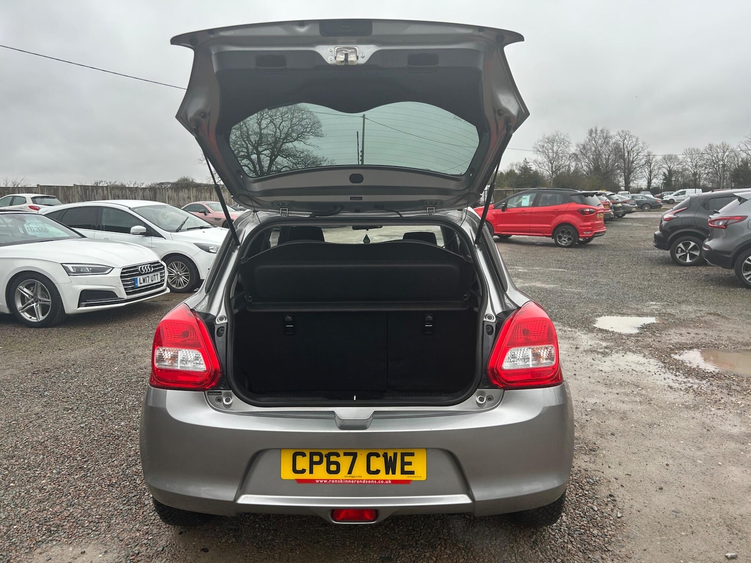 Used Suzuki Swift 2018 for sale - 77549908: Photo 14